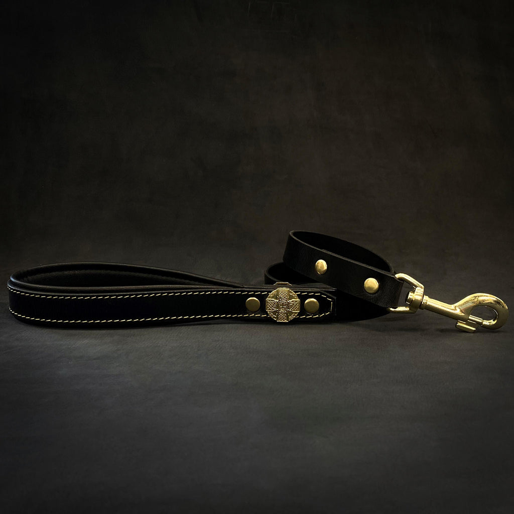 Maximus Leather Leash — Gold Hardware