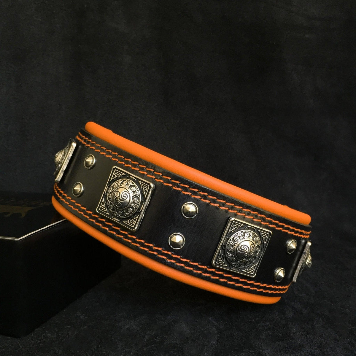 Eros Collar — Black & Orange (2.5 Inch)