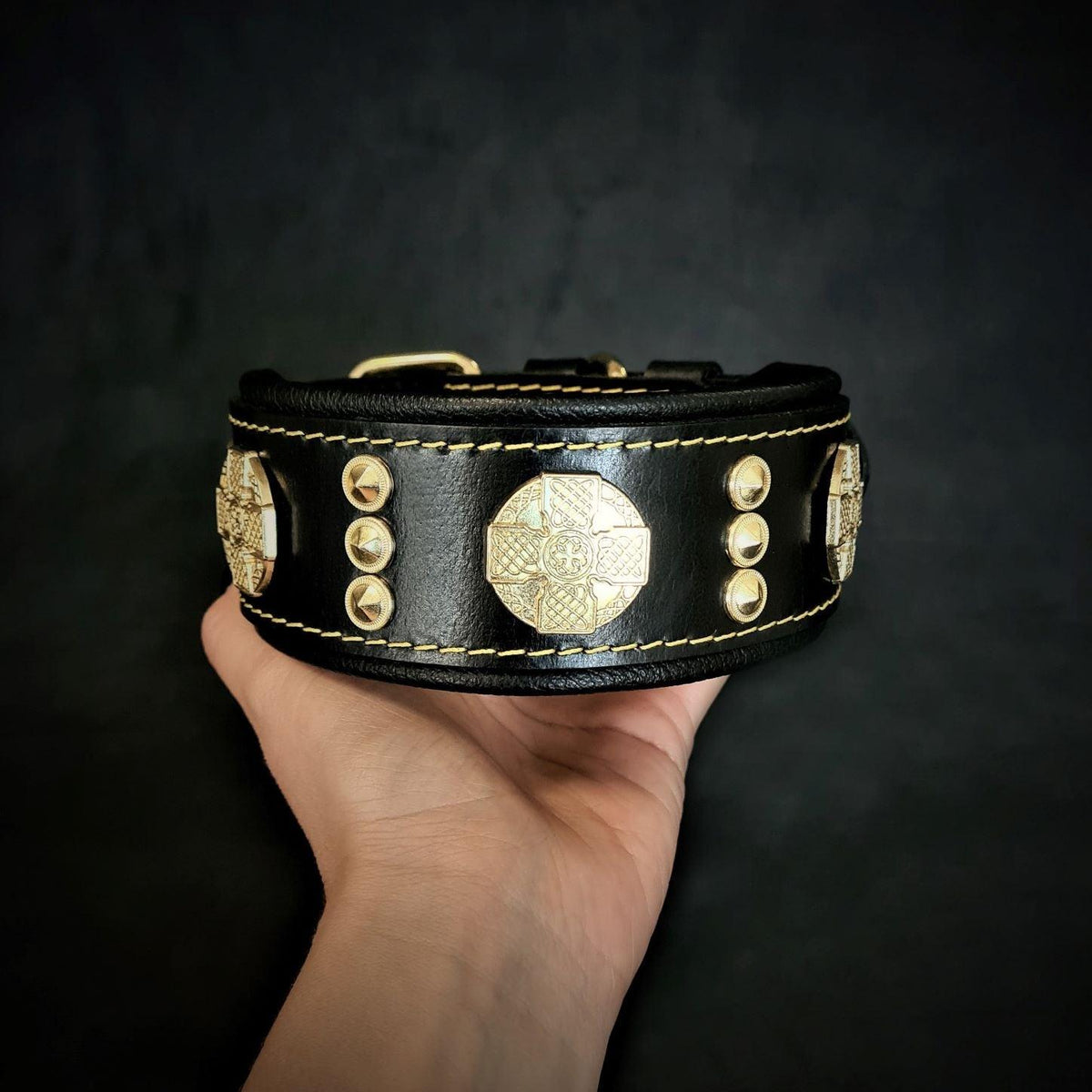 Maximus Collar — Gold Hardware (2 Inch)