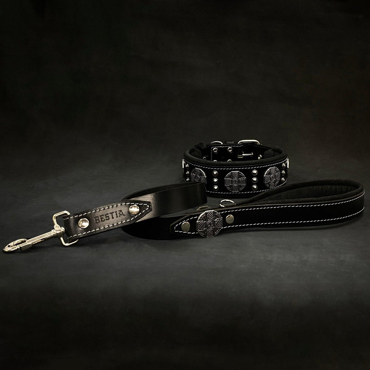 Maximus Collar — Black & Silver (2.5 Inch)